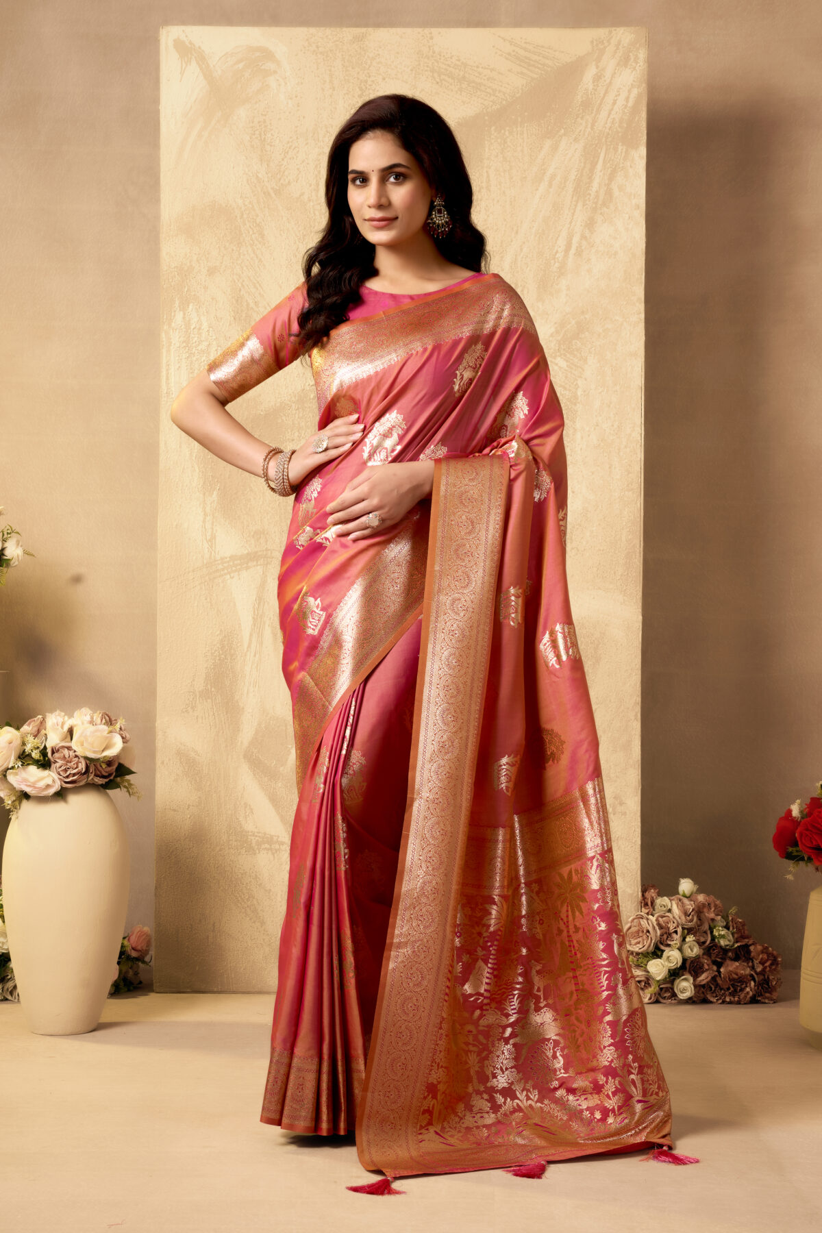 Peach Silk Saree with Contrast Rich Pallu for Festive Flair