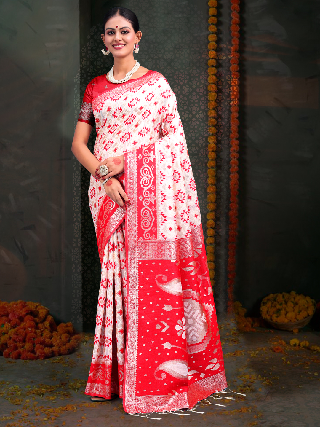 Classic White Linen Cotton Saree with Red Borders