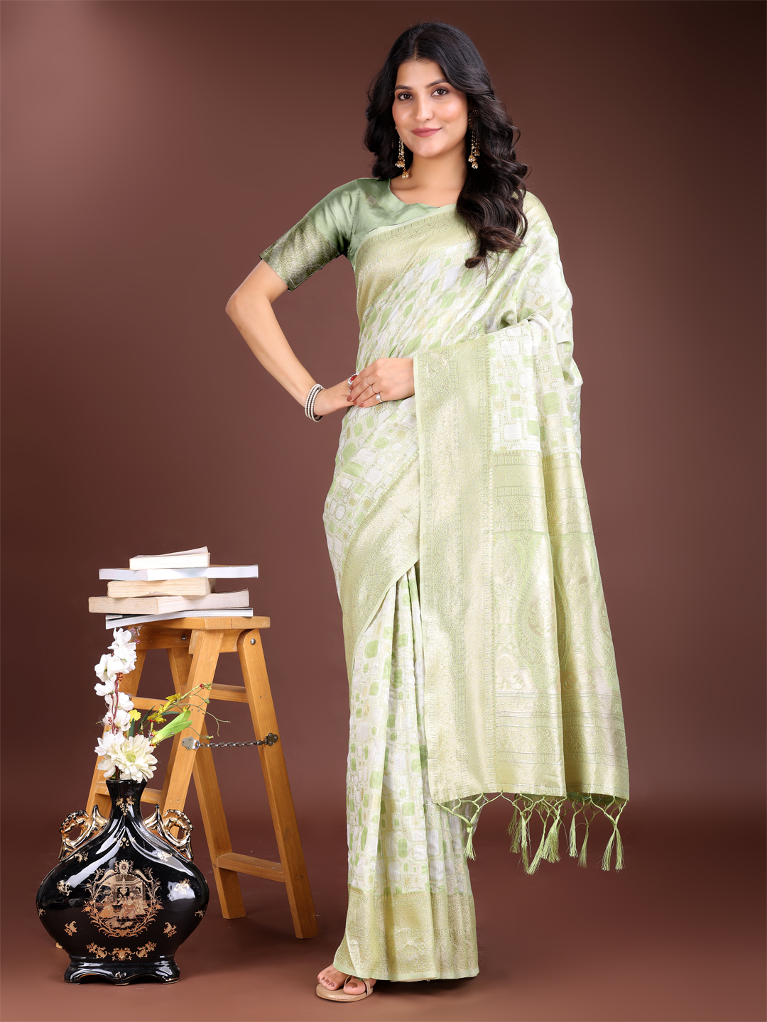 Graceful Light Green Linen Cotton Saree – Ideal for Work & Festive Wear