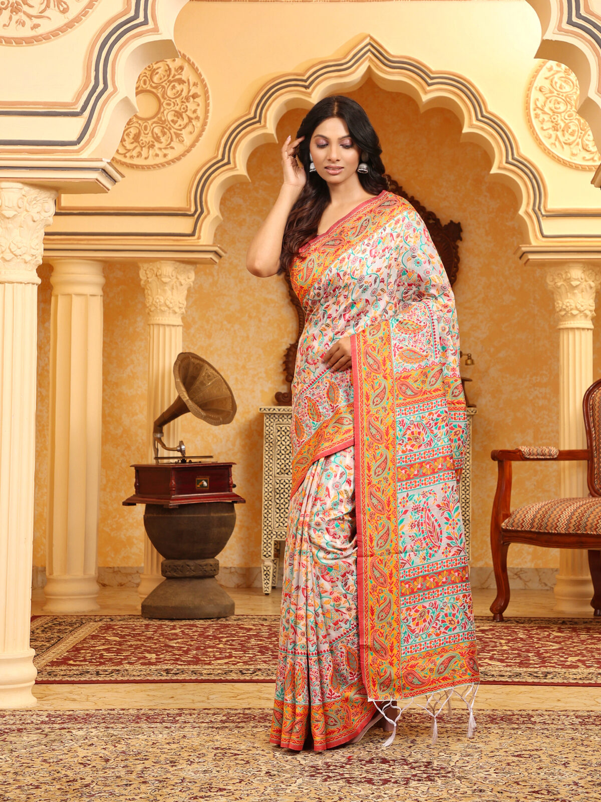 Elegant Multicolor Linen Cotton Saree for a Bold Ethnic Look