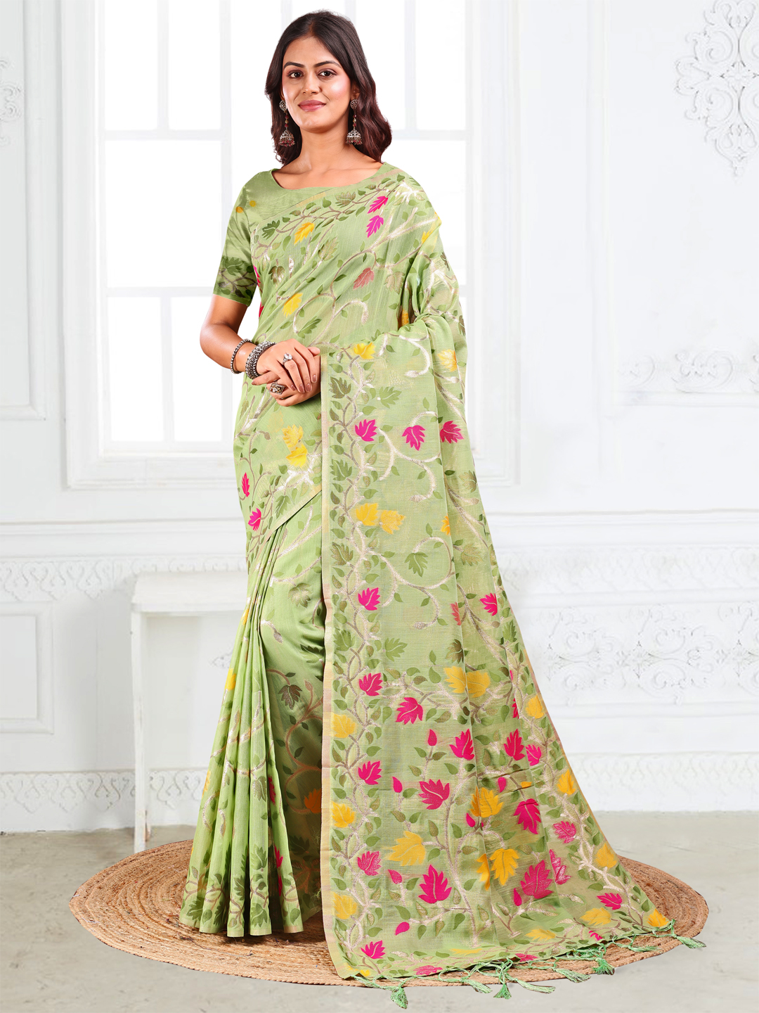 Light Green Handwoven Linen Cotton Saree with Ethnic Appeal